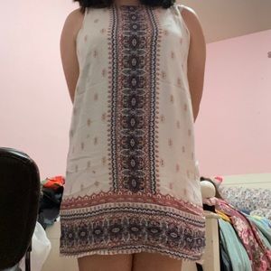 Cute multicolored dress!